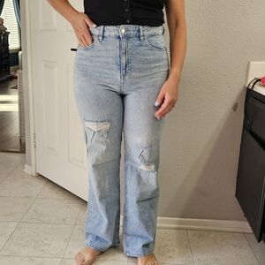 Super Cute Womens H&M Straight Leg Distressed 30x31 Size 10 Blue Jeans Zip Comfy